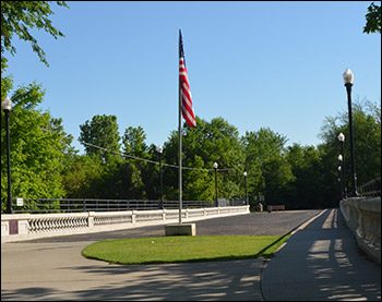 Cottonwood Falls bridge